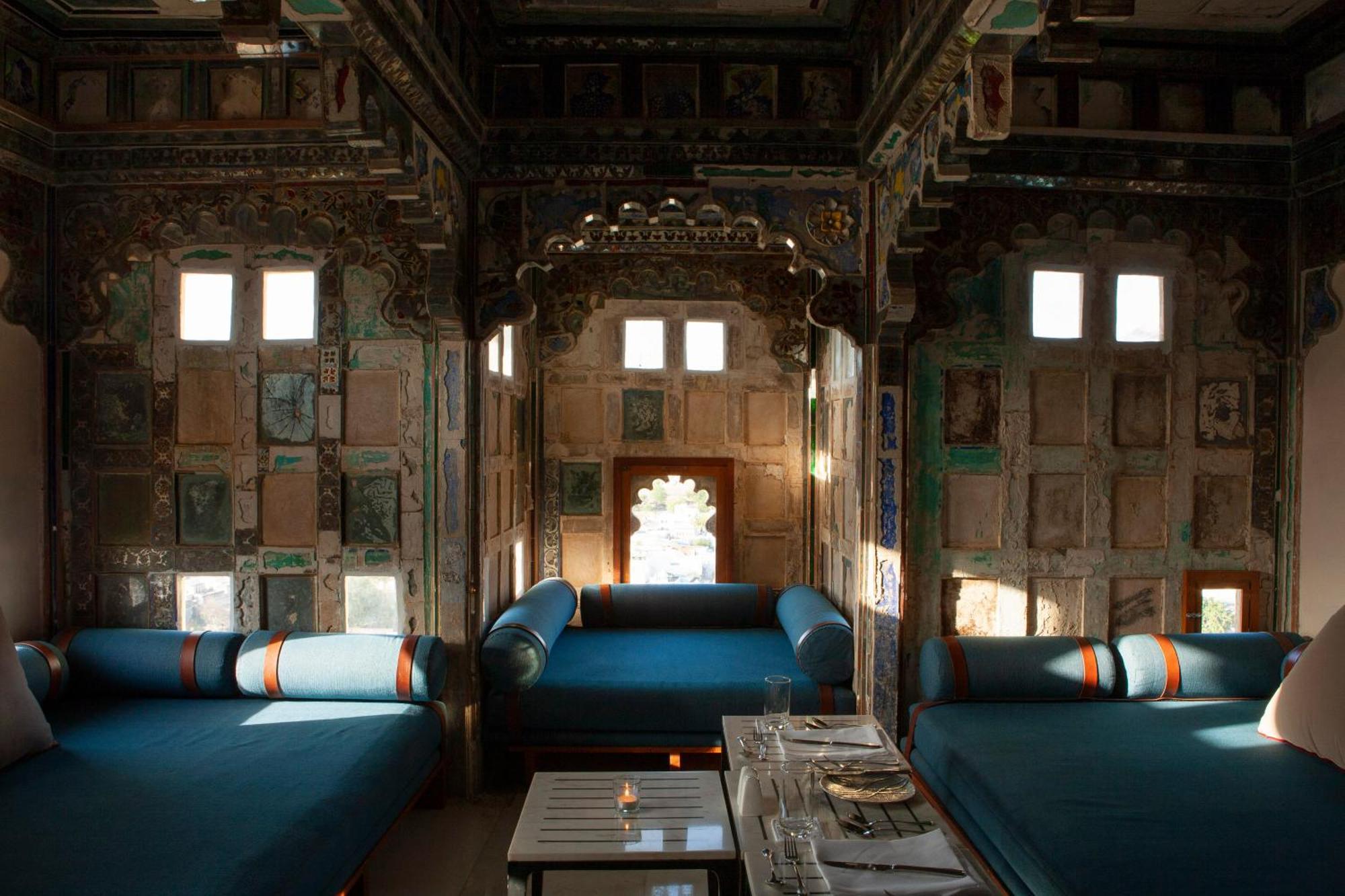 Raas Devigarh Hotel Delwara Exterior photo